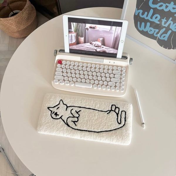 Lazy Paws Keyboard Rug.