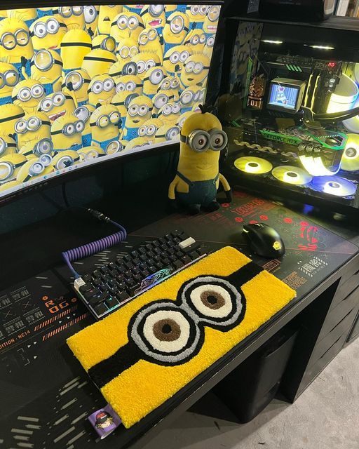 Banana Eyes Keyboard Rug