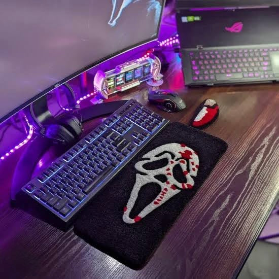 Midnight Scream Keyboard Rug
