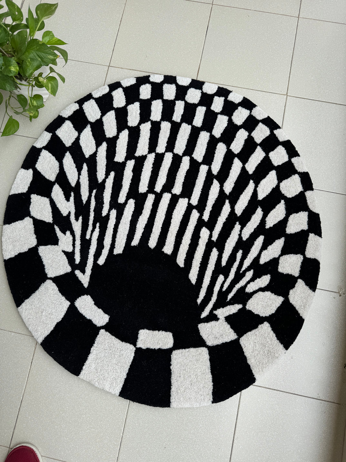 Illusion Floor Hand Tufted Rug | Hand Tufted Wool Rug by Rug Cult
